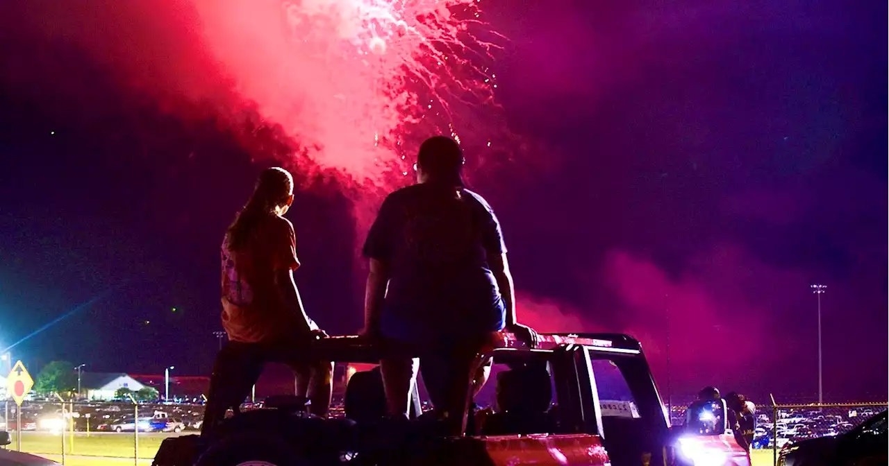 LIGHTING UP THE DOTHAN SKY