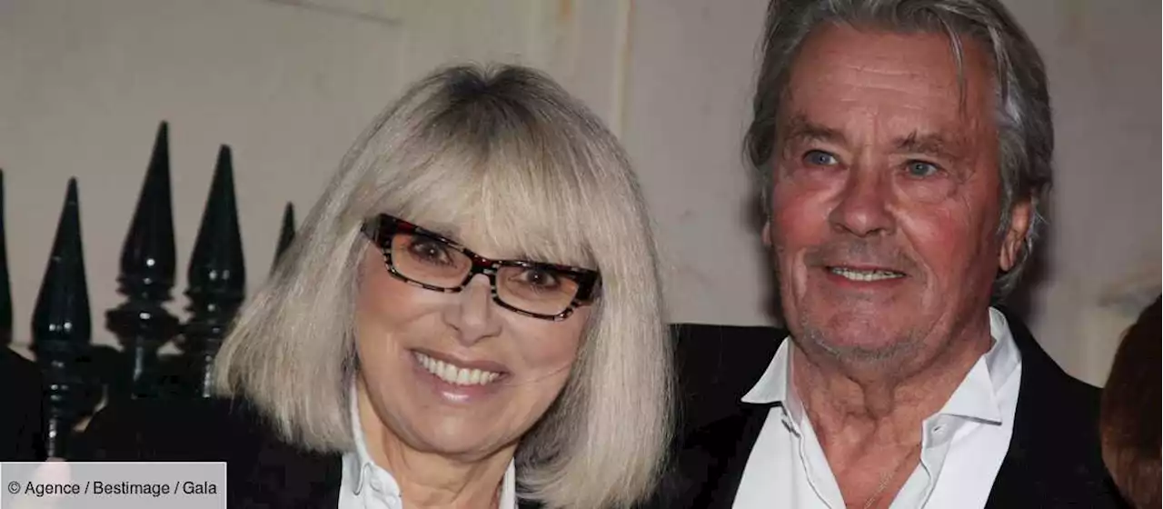 Alain Delon : pour son fils Anthony, “Mireille Darc était sa seule femme, son vrai binôme” - Gala