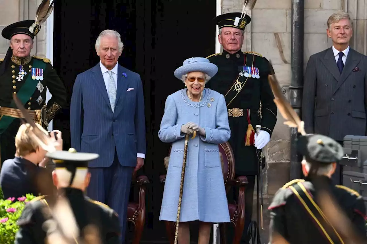 Queen Elizabeth’s job duties rolled back after ‘alarming’ health concerns