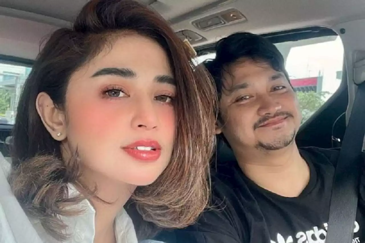 Dewi Perssik dan Angga Wijaya Jalani Sidang Cerai Perdana Hari Ini