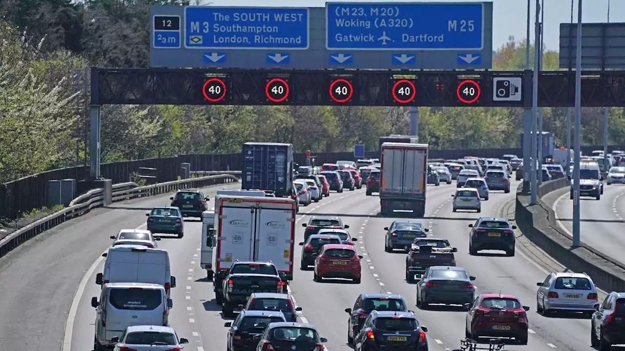 'Serious disruption' to roads including M4 and M5 as protesters use go-slow roadblocks to target motorways over fuel duty