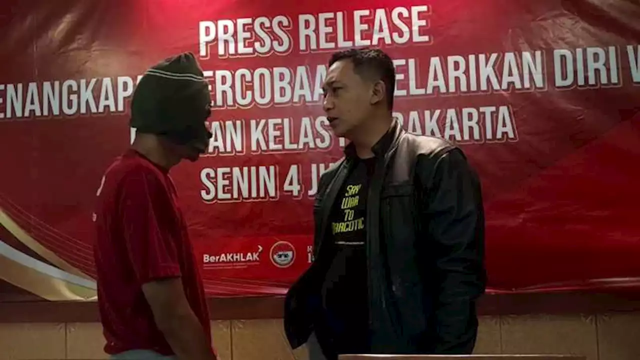 Bikin Geger! Napi Rutan Solo Coba Kabur Dengan Panjat Atap