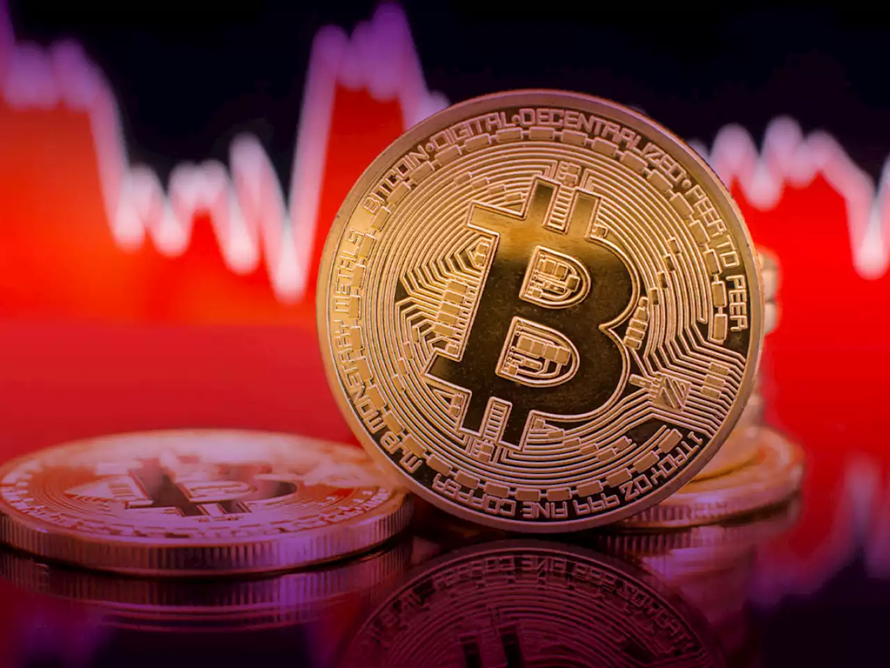 Bitcoin May Continue to Suffer, Says Ark Invest Analyst