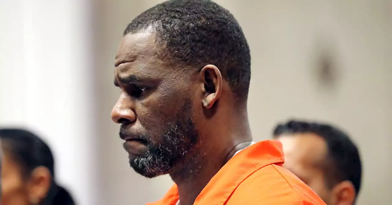 In reversal, prosecutors say R. Kelly off suicide watch