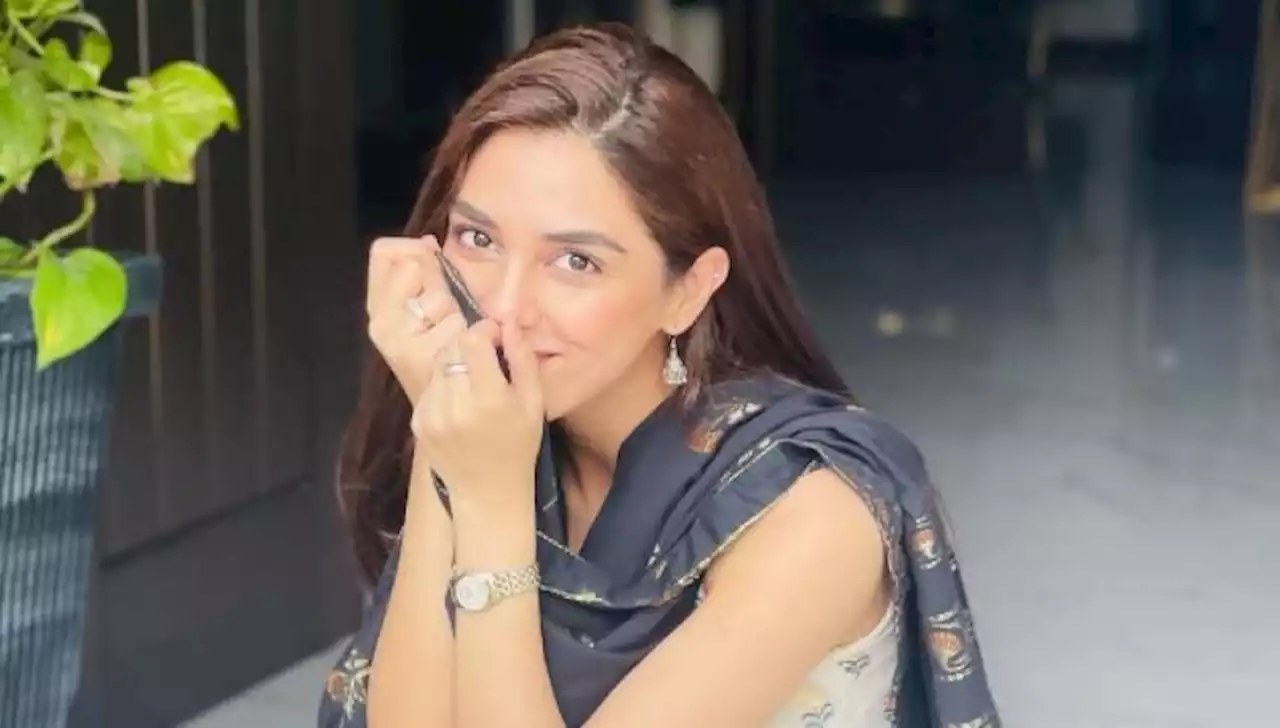 Maya Ali keeps up 'Raabta' with fans through feisty snaps