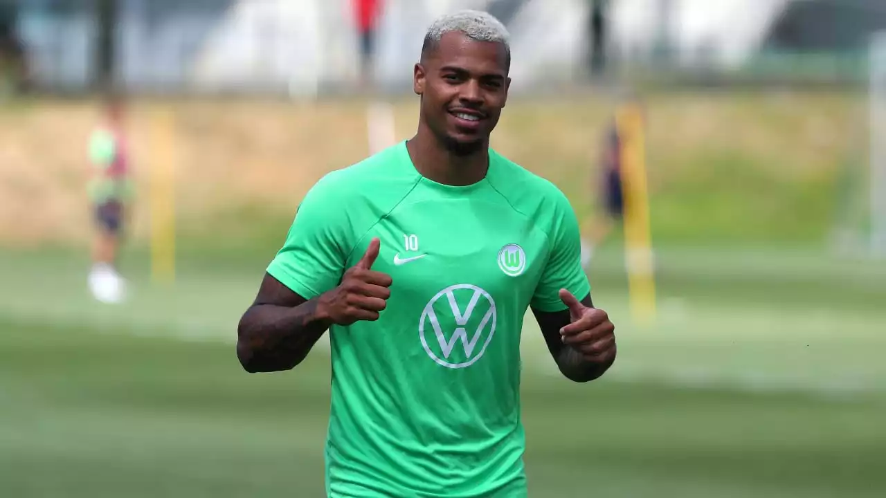 VfL Wolfsburg: Lukas Nmecha stürmt bei Niko Kovac los