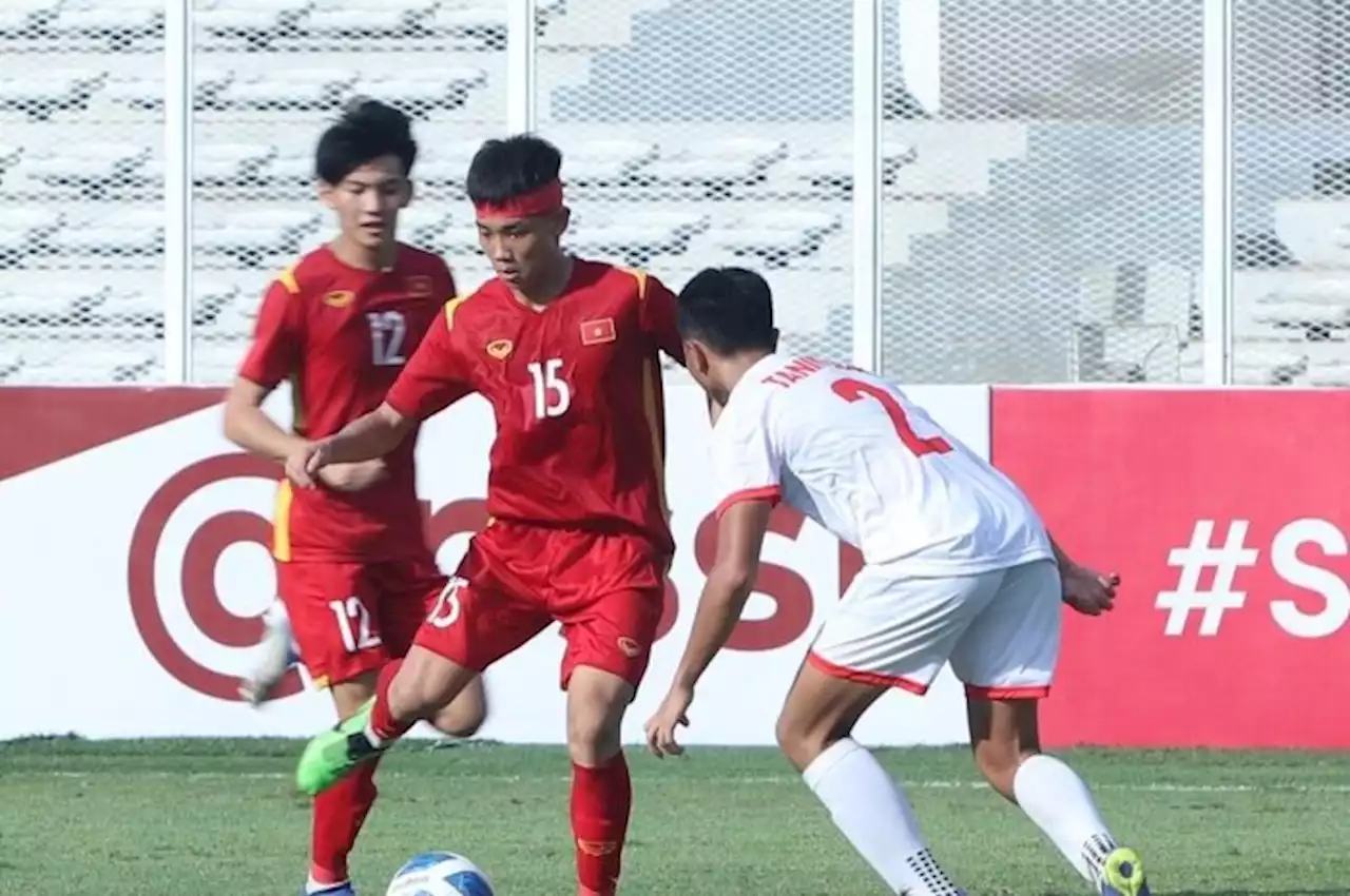 Piala AFF U-19 2022 - Kurang Percaya Diri, Pelatih Vietnam Merasa Lini Serang dan Pertahanan Timnya Perlu Dievaluasi - Bolasport.com