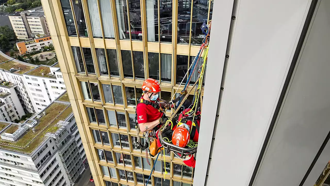 Höhenretter der Berliner Feuerwehr zwangsweise außer Dienst!