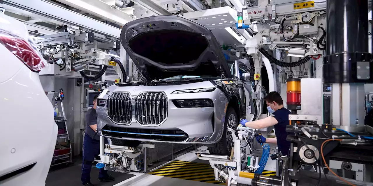 BMW 7 Series Begins Production in Dingolfing, Bavaria