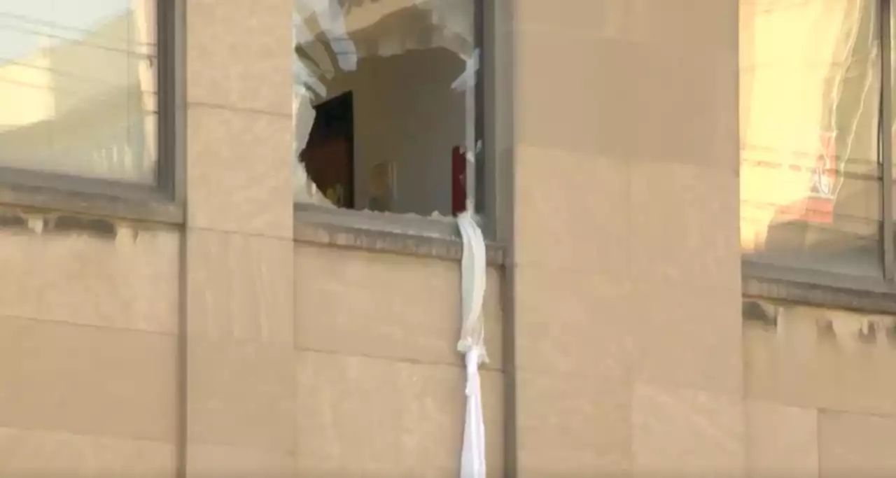 Prisoner tunnels through drywall before rappeling down Talbert House