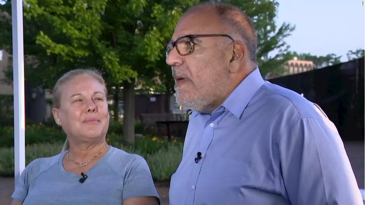 'Those are wartime injuries': Doctor describes the horrific scene at the Highland Park shooting