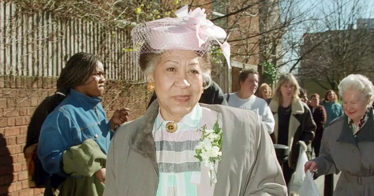 EastEnders and Desmonds star Mona Hammond dies at age 91