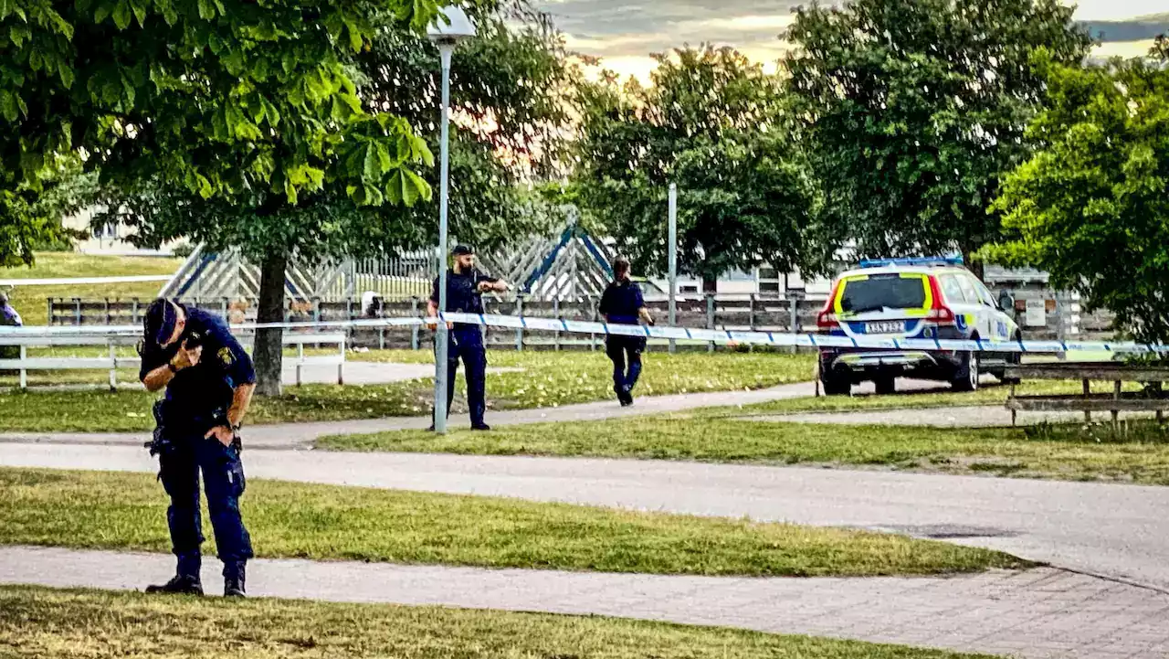 Tonåring skjuten – är allvarligt skadad