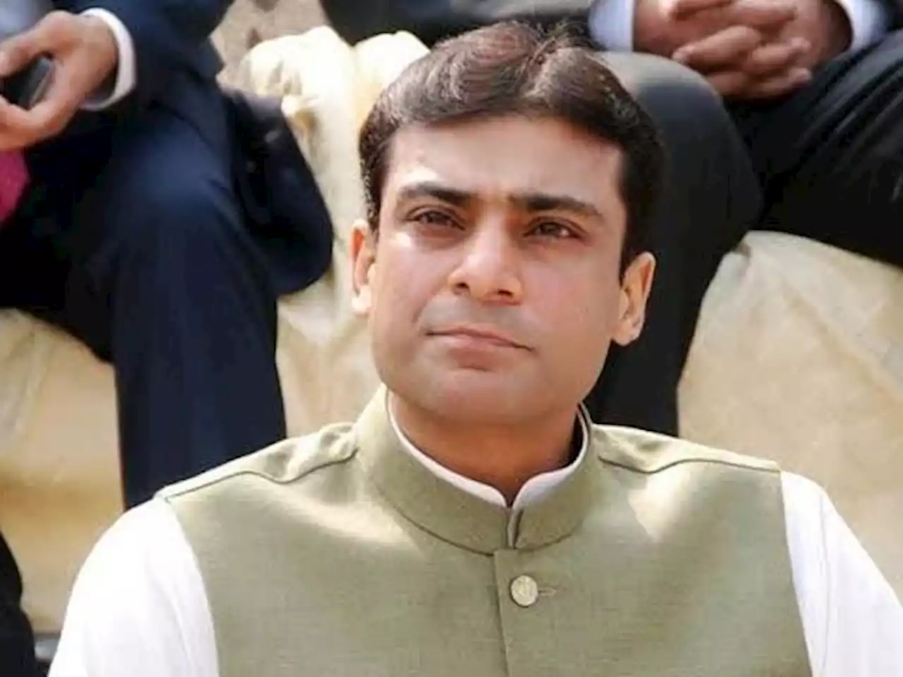 پنجاب میں 100 یونٹ بجلی مفت کرنے پر الیکشن کمیشن نے وزیراعلیٰ کو طلب کرلیا - ایکسپریس اردو