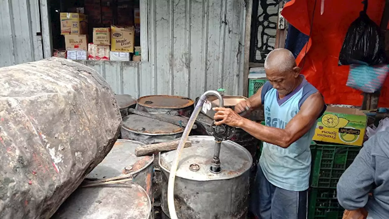 Beli Minyak Goreng Curah di Pasar Kediri Makin Ribet