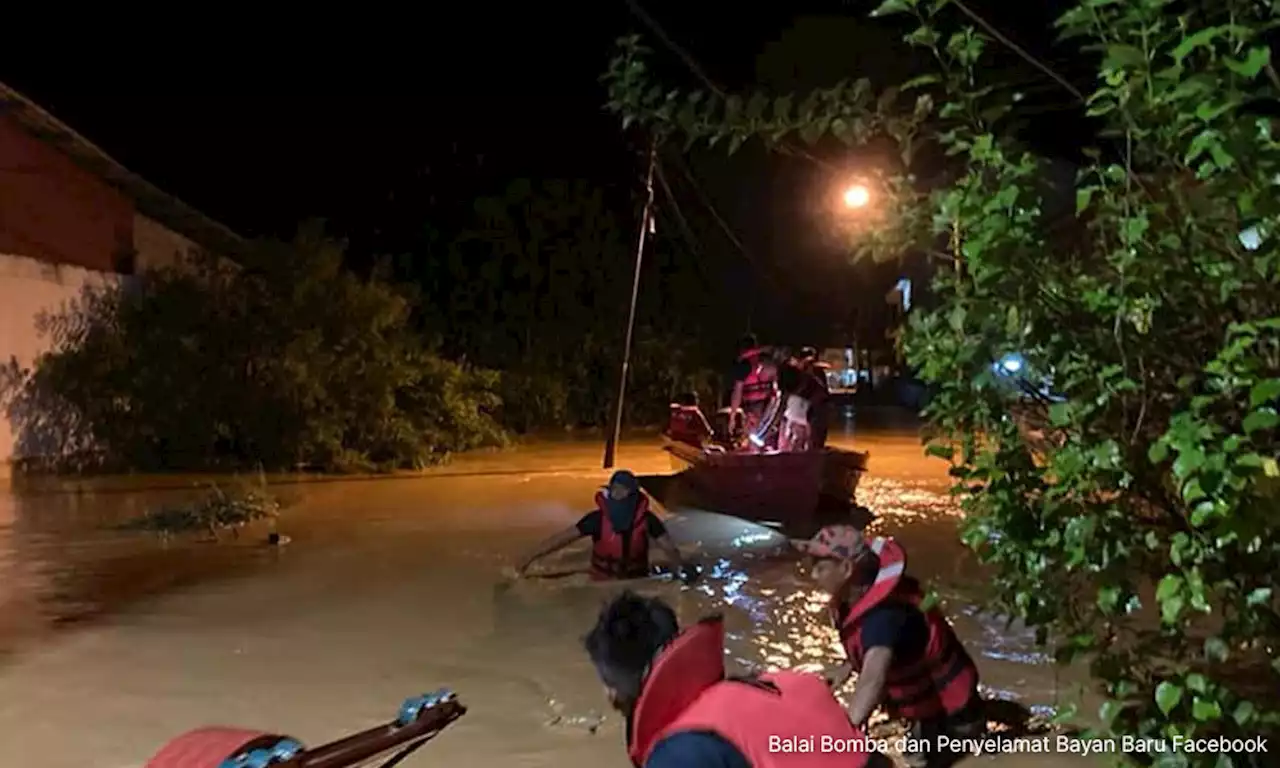Baling floods: Bodies of pregnant woman, mum-in-law found hugging