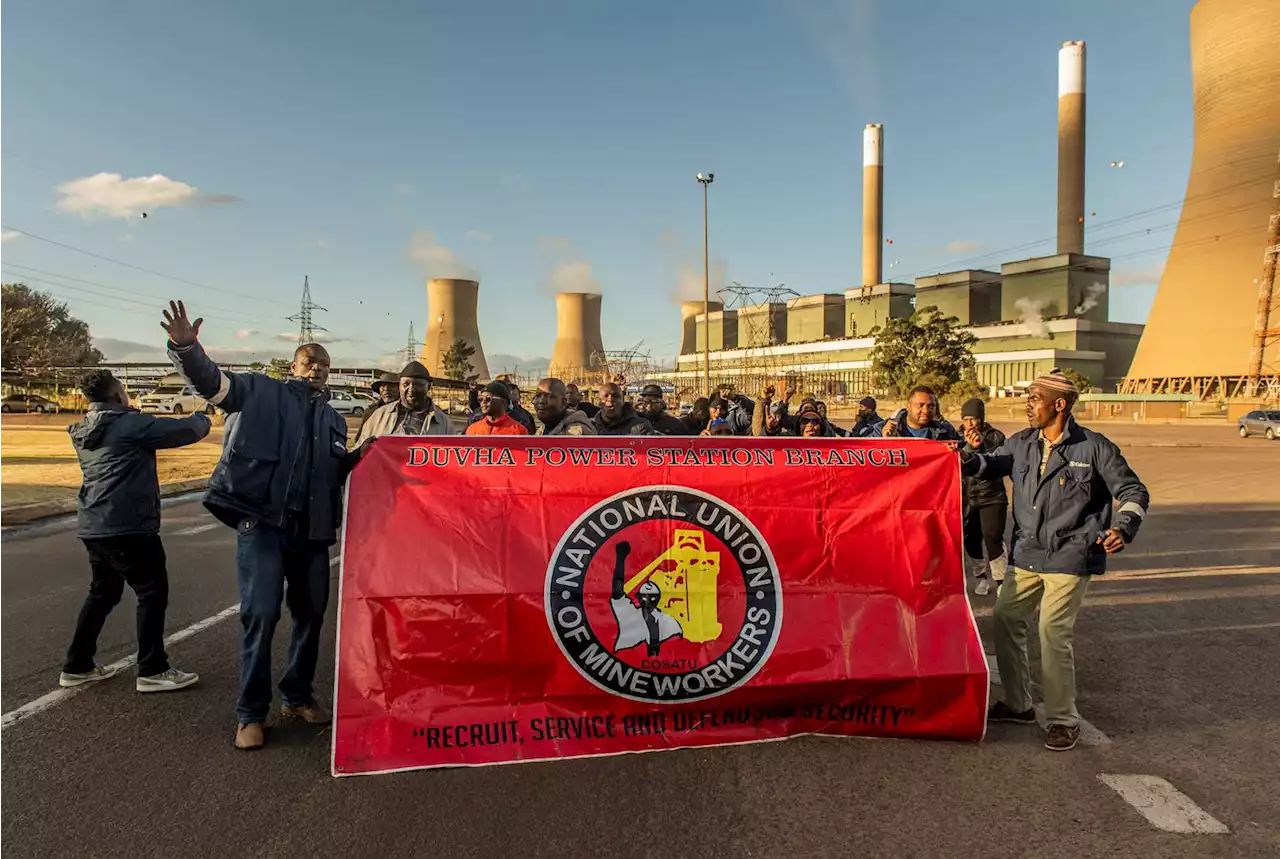 Unions to formally table wage response with Eskom at 14:00 meeting | Fin24