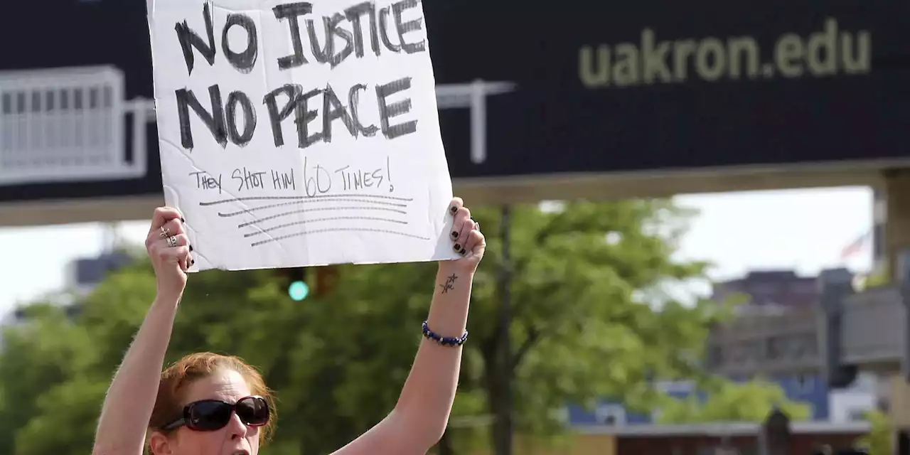 Protests Erupt in Akron, Ohio After Body Cam Footage Showing Black Man's Shooting Death Released