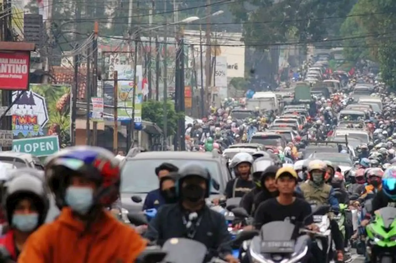 PPKM Jawa-Bali Diperpanjang hingga 1 Agustus, Daerah Jabodetabek Naik Level - Pikiran-Rakyat.com