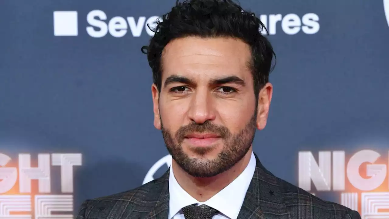 Promi-News: Elyas M’Barek trägt Klitoris-Hut mit Spaß