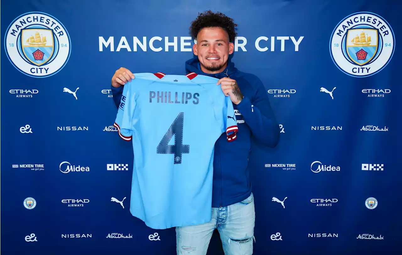 Phillips singles out Bielsa in heartwarming goodbye to fans after joining Man City