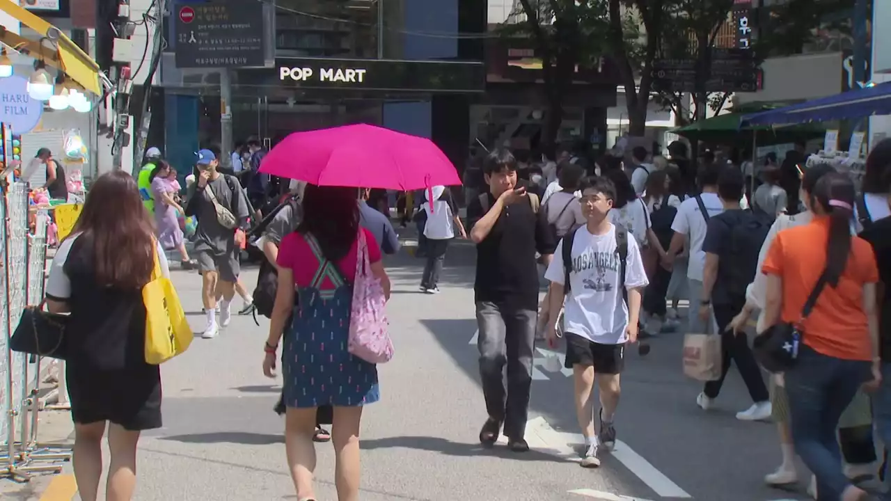 [날씨] 오늘도 찜통더위, 서울 34℃...내륙 요란한 소나기