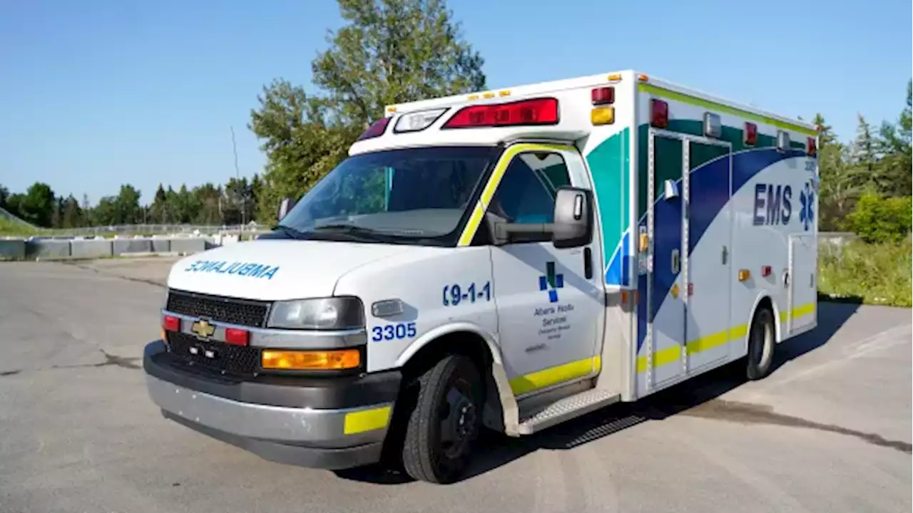 Alberta Health Services says 9 new ambulances now operating in Calgary, Edmonton | CBC News