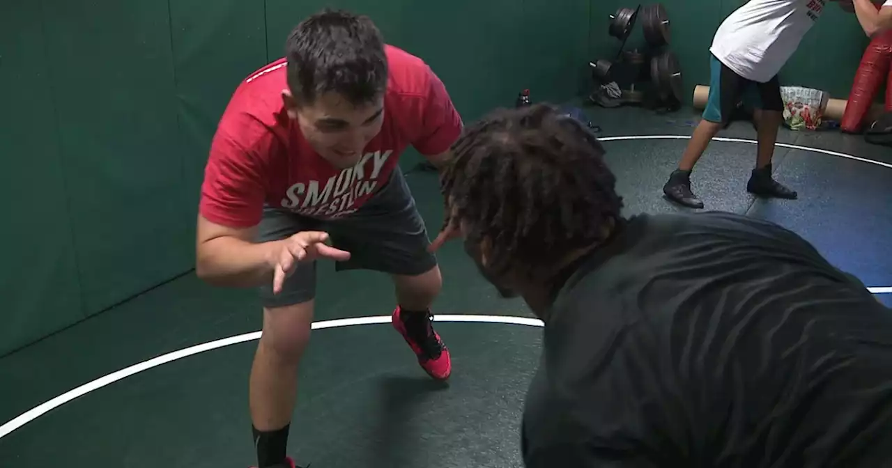 Help send Smoky Hill High School wrestlers to the national championship