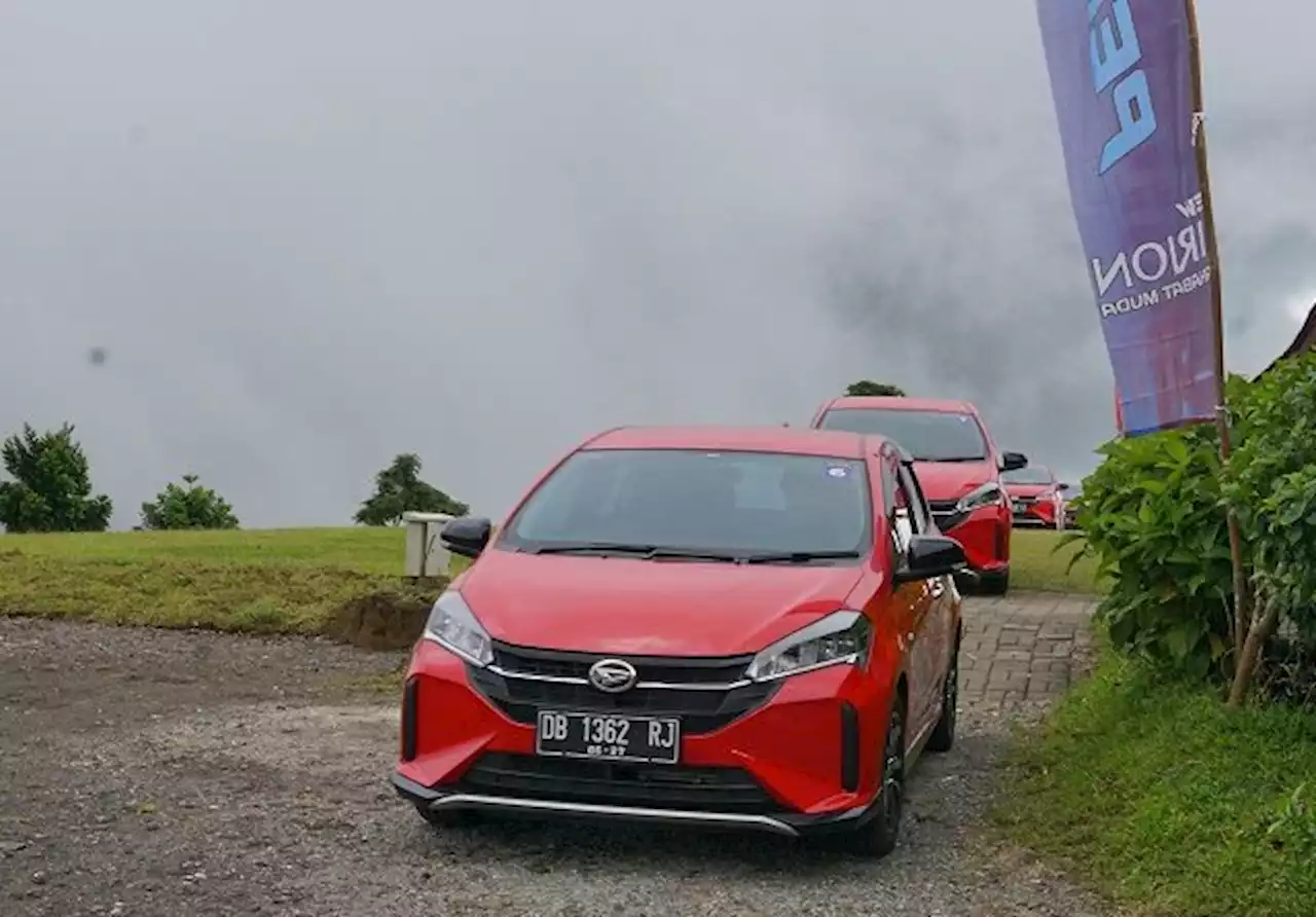 Ketahui 4 Hal dalam Mendukung Manuver Aman saat Berkendara Mobil