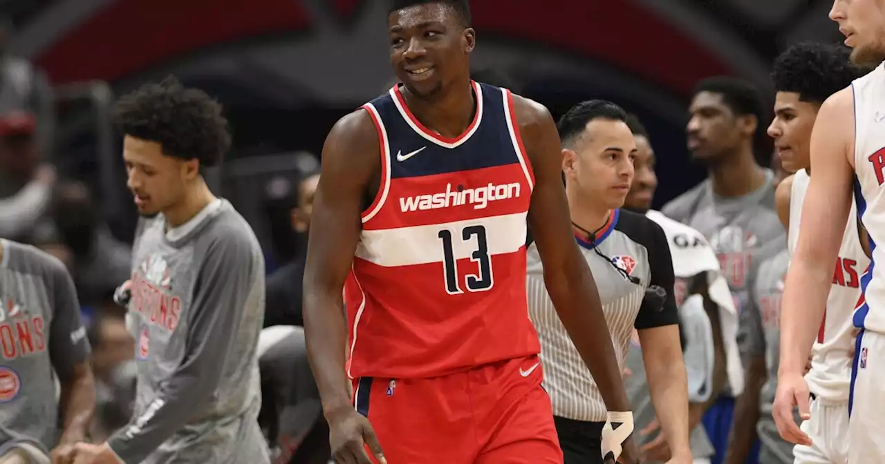 Lakers are signing center Thomas Bryant to a one-year contract