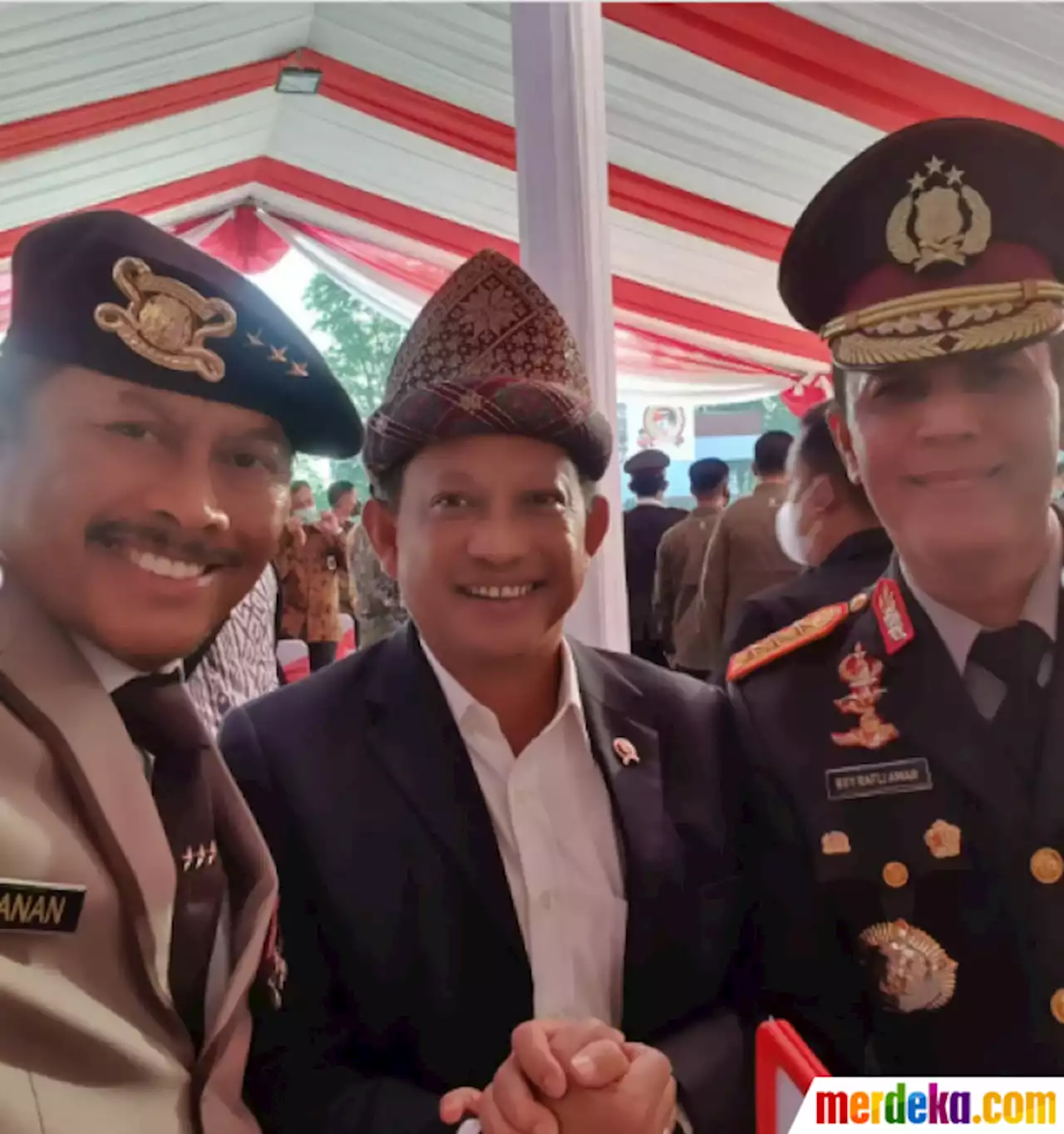 Foto : Kebersamaan Eks Wakapolri dengan Pensiunan Jenderal Polri, Empat Mantan Kapolri | merdeka.com