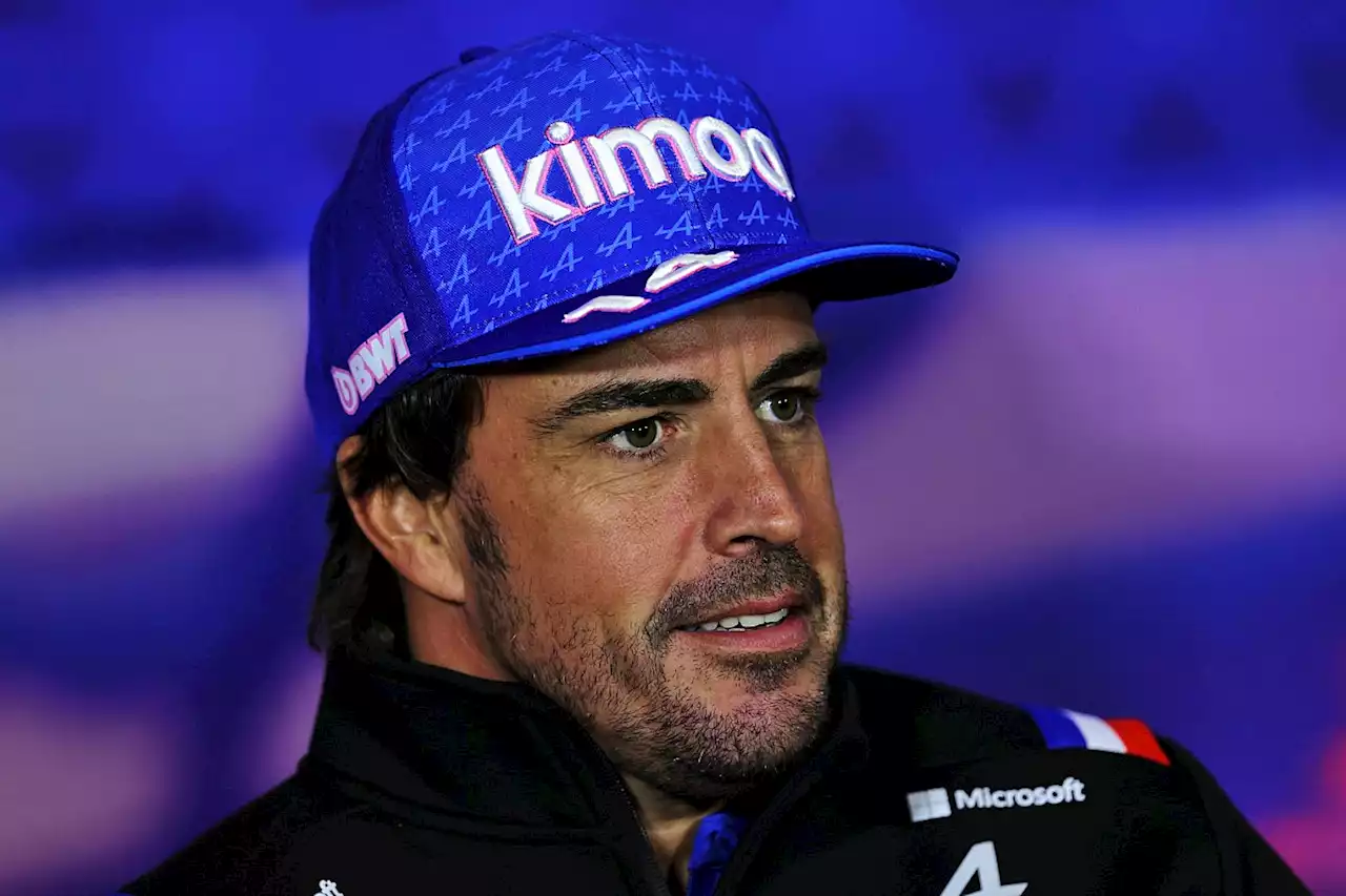 Alonso happy to wait on Alpine F1 contract talks until after summer break