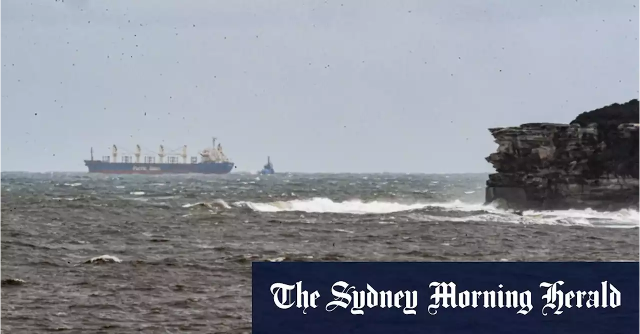 NSW communities on high alert for flooding with 85,000 under evacuation orders, warnings