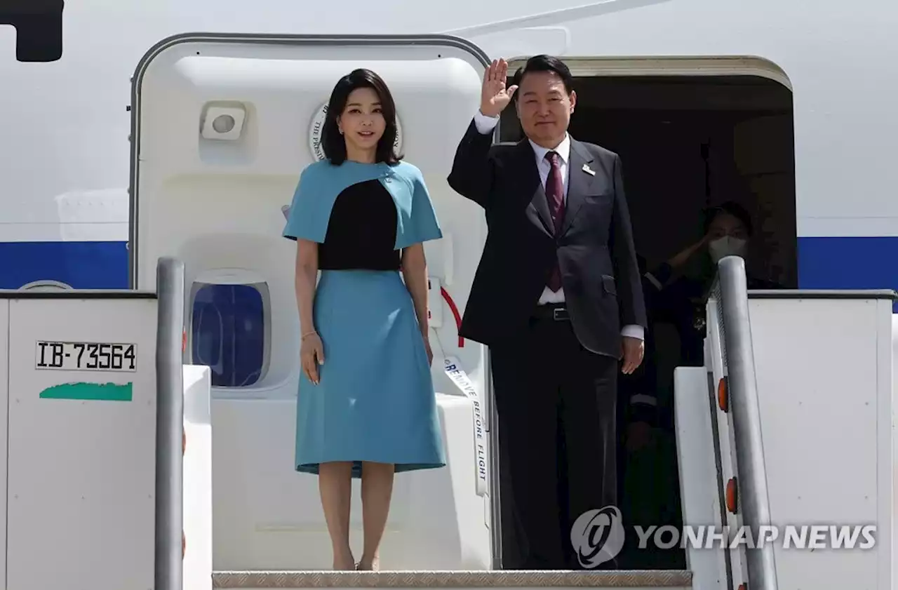 대통령실 '인사비서관 부인, 나토서 김건희 여사 수행 없었다'(종합) | 연합뉴스