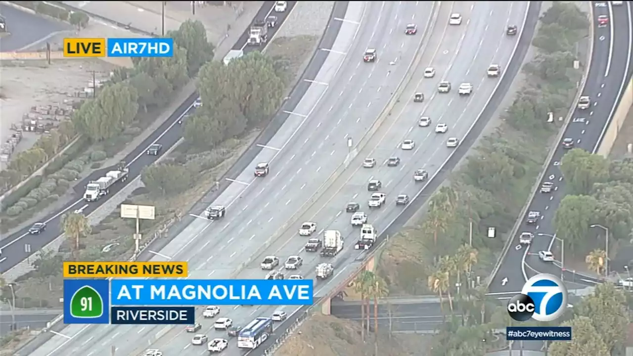 Fatal crash prompts full closure of eastbound 91 Fwy in Riverside, creating massive traffic backup