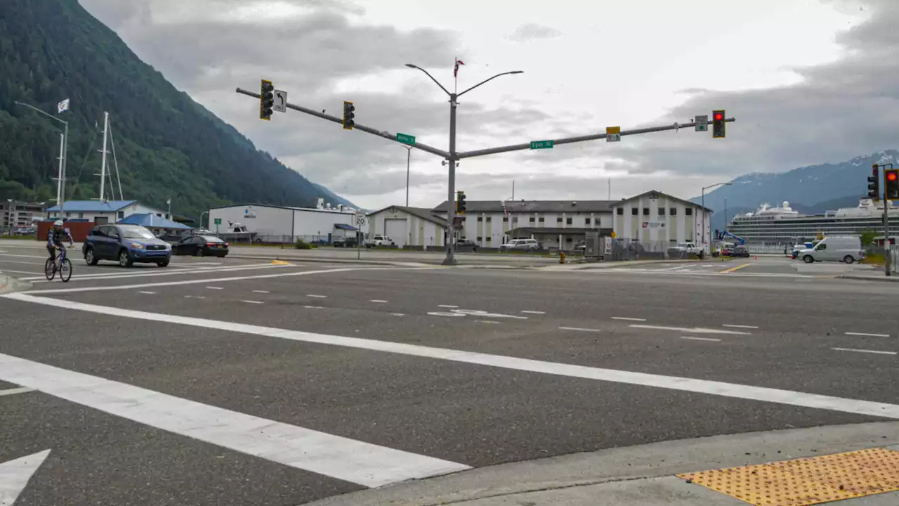 Juneau man dies in crash on Egan Drive