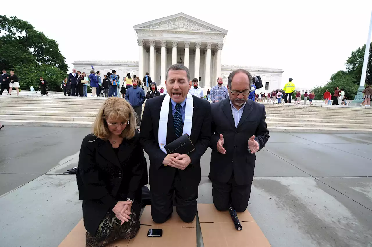 SCOTUS Justices 'Prayed With' Her -- Then Cited Her Bosses to End Roe