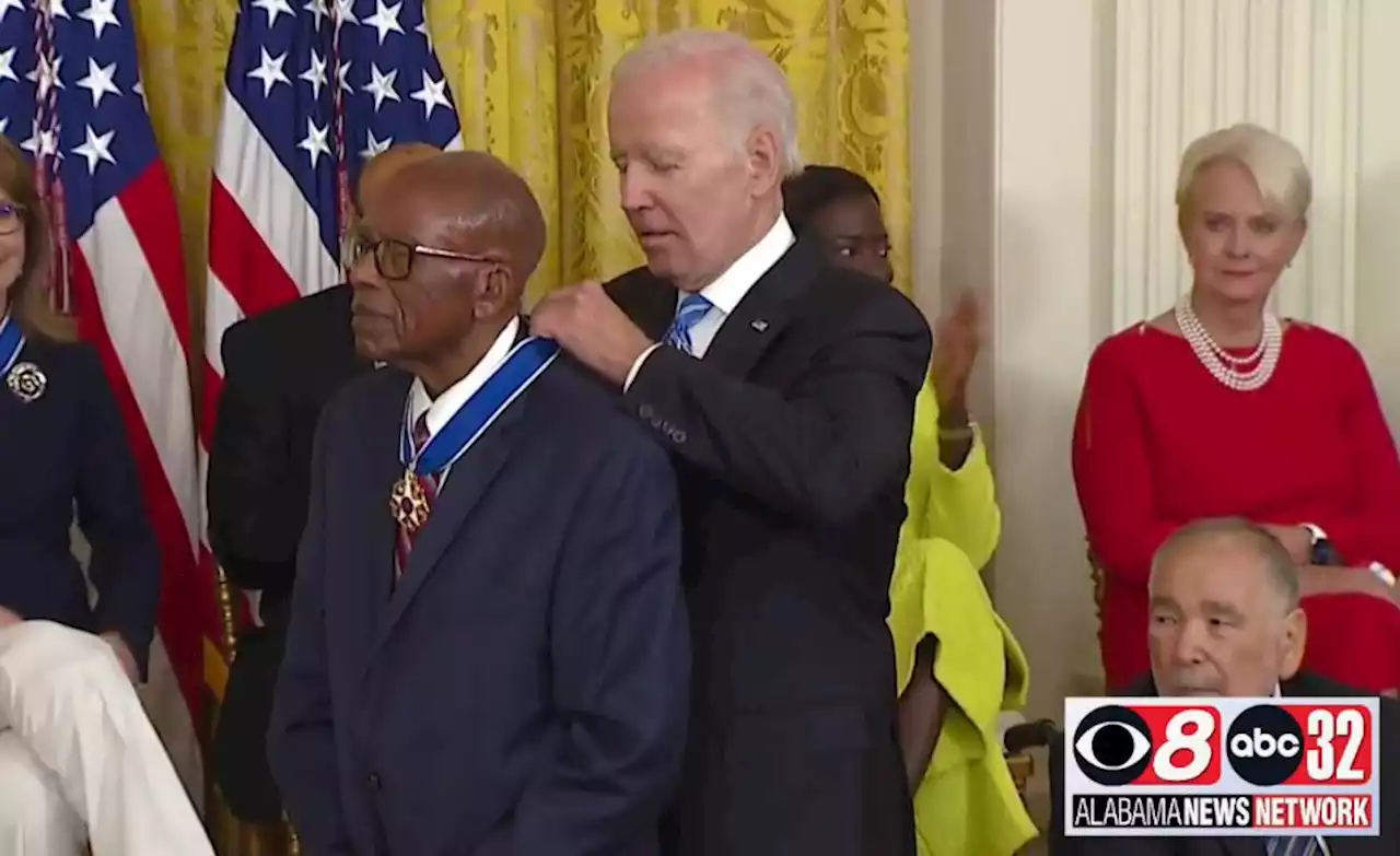 WATCH: Civil Rights Attorney Fred Gray Awarded Presidential Medal of Freedom - Alabama News