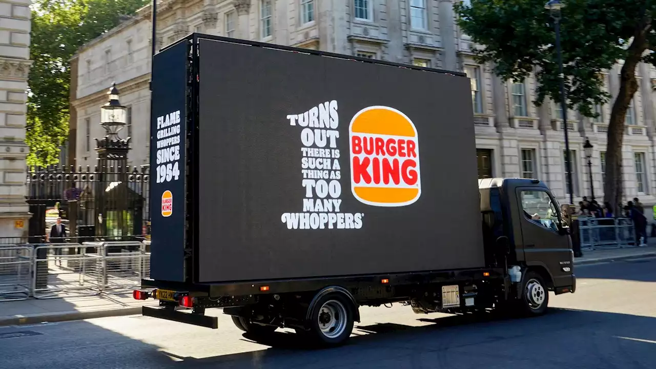 Burger King truck drove past No. 10 warning about telling 'Whoppers,' after Boris Johnson resigned | Businessinsider