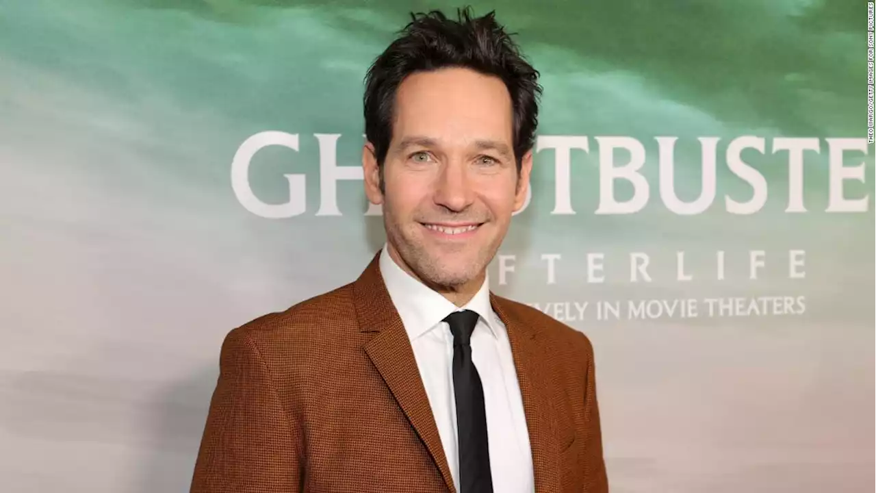 Paul Rudd FaceTimes 12-year-old boy after classmates refuse to sign his yearbook