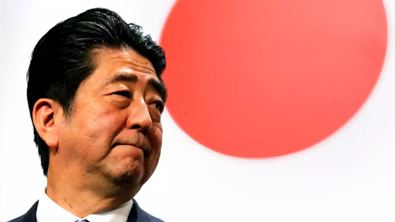 Shinzo Abe ville bringe Japan tilbage til fremtiden