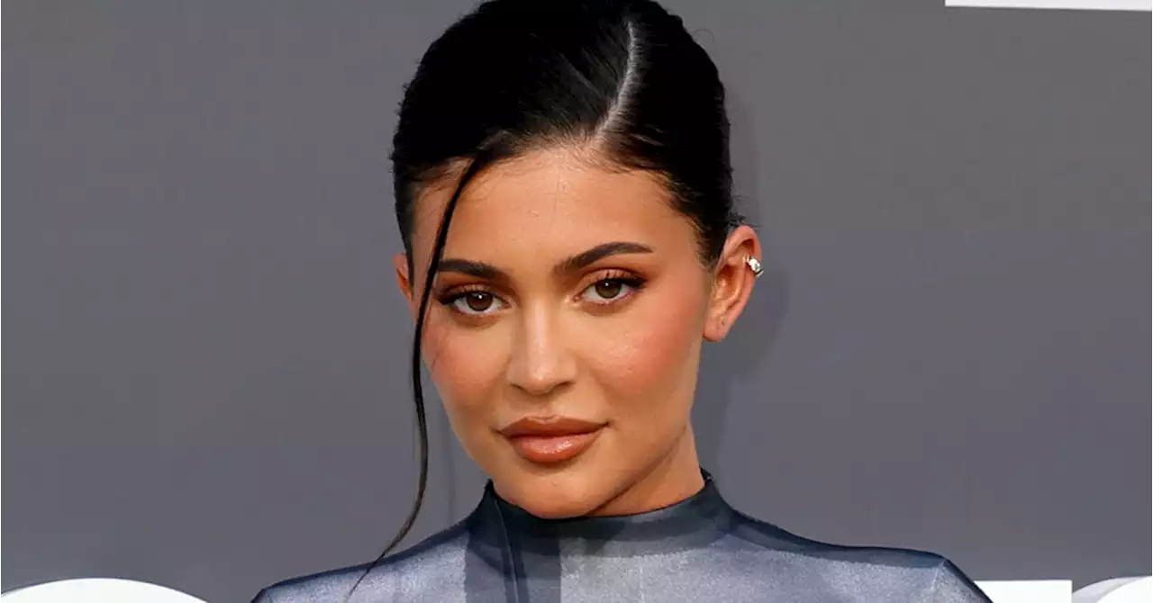 Kylie Jenner Slams Alleged Instacart Worker for “Lying” About Hearing Son Cry Inside Her Home - E! Online