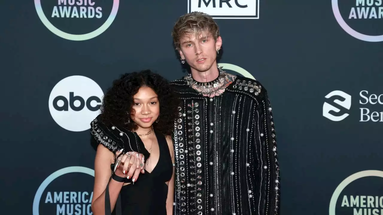 Watch Machine Gun Kelly and Daughter Casie Rap 'Crazy in Love'