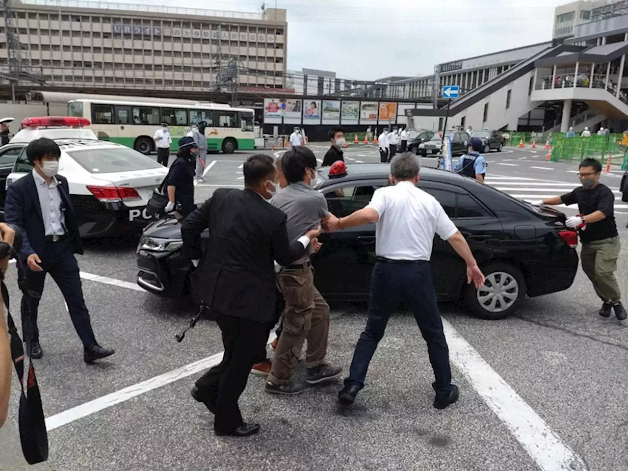 安倍元首相銃撃の容疑者「政治信条に対する恨みはなかった」 - トピックス｜Infoseekニュース