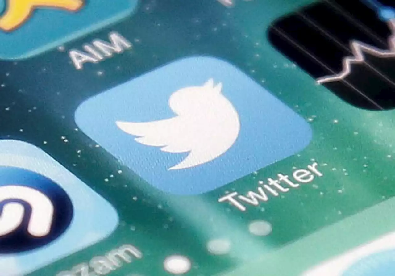 Twitter says it removes 1 million spam accounts a day