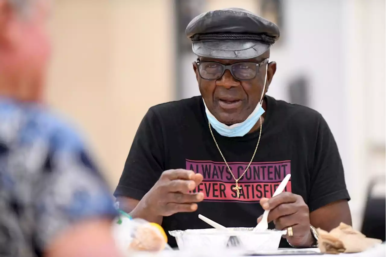 Seniors come for conversation and stay for lunch at ONEgeneration in Reseda