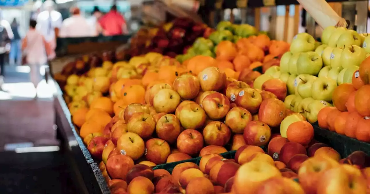 With Food Prices Rising, Some LA Farmers' Markets Might Offer A Deal