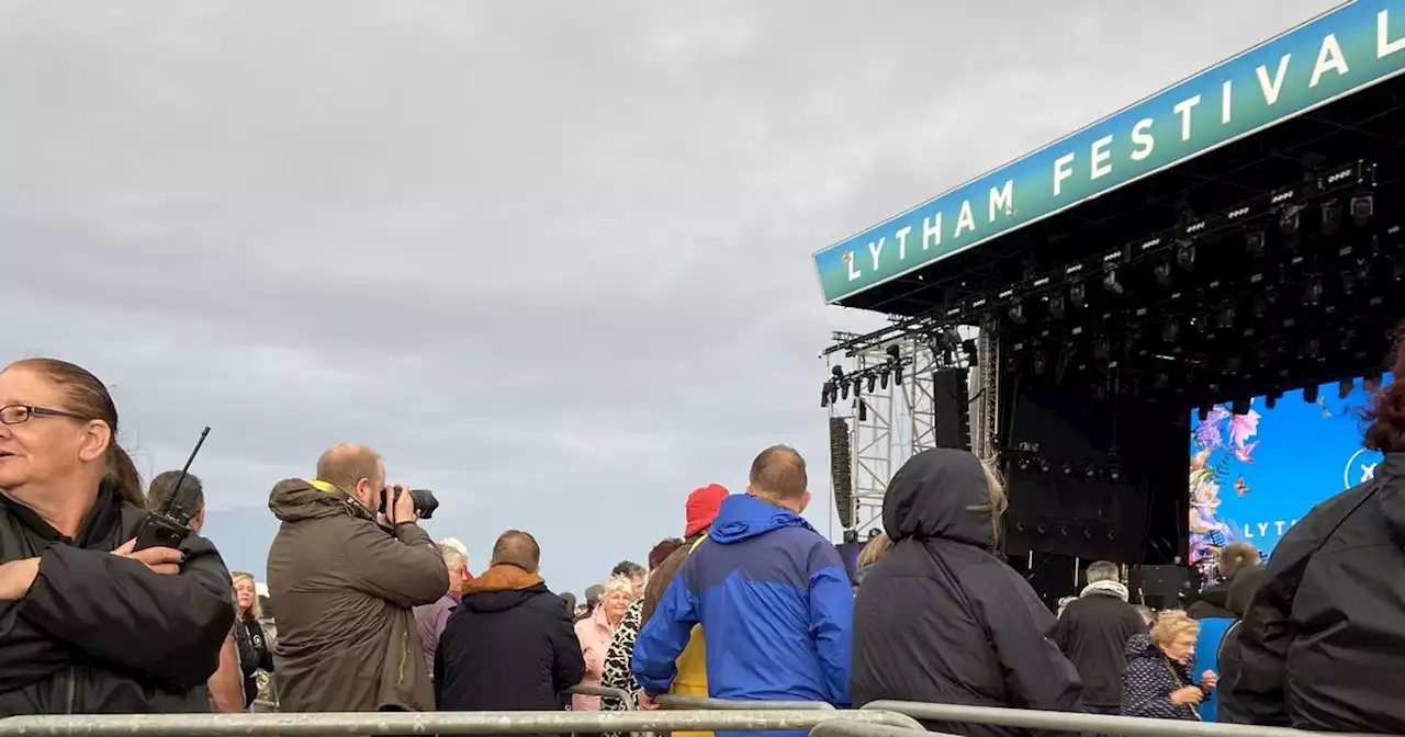 Woman slams £140 Lytham Festival VIP experience after mum left to sit on floor