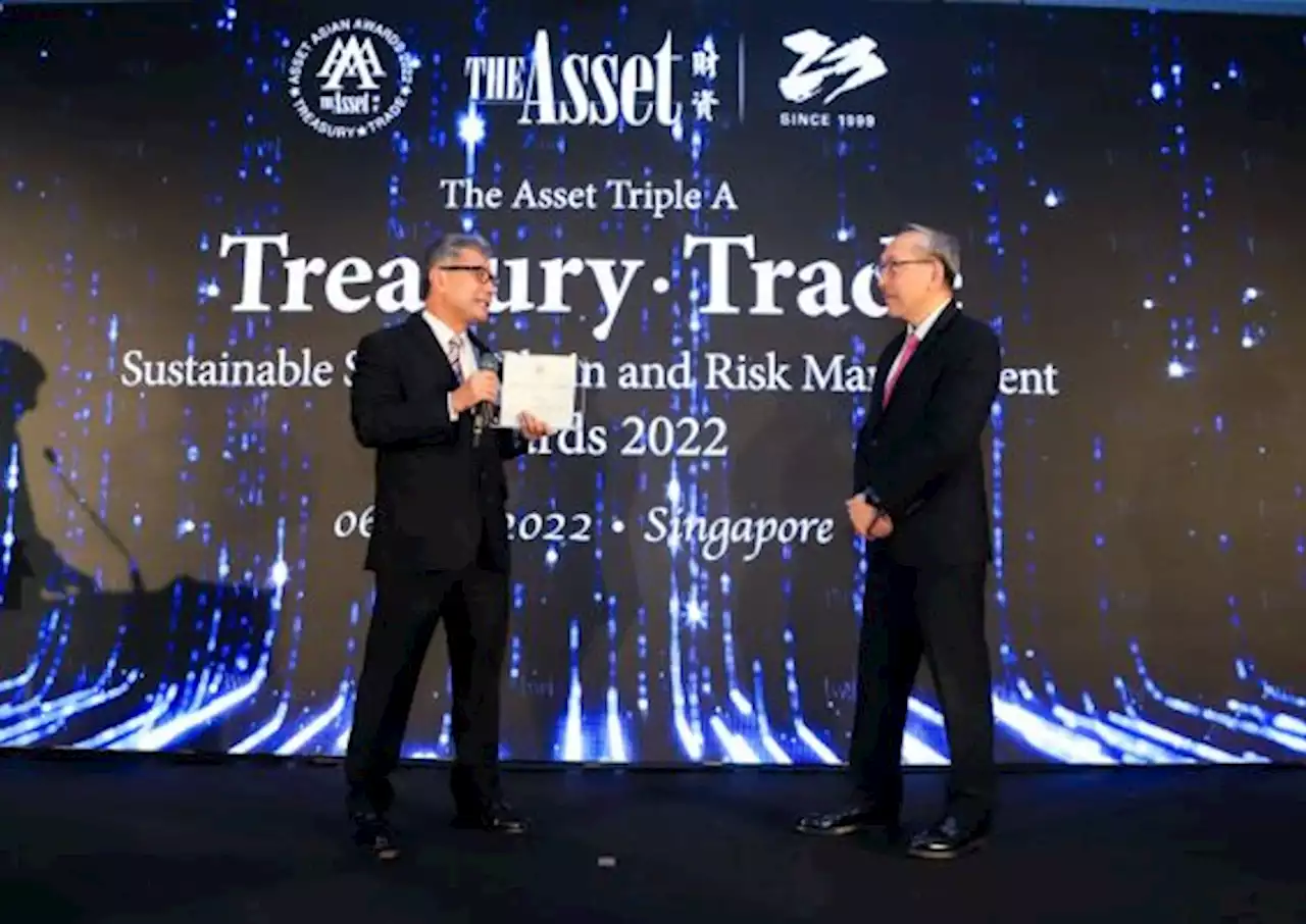 Dirut BRI Sunarso Raih Penghargaan Internasional The Best ‘SME Banker of The Year’