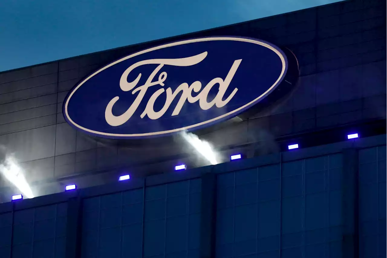 Park Outdoors: Ford Expands Recall of SUVs Due to Engine Fire Risk